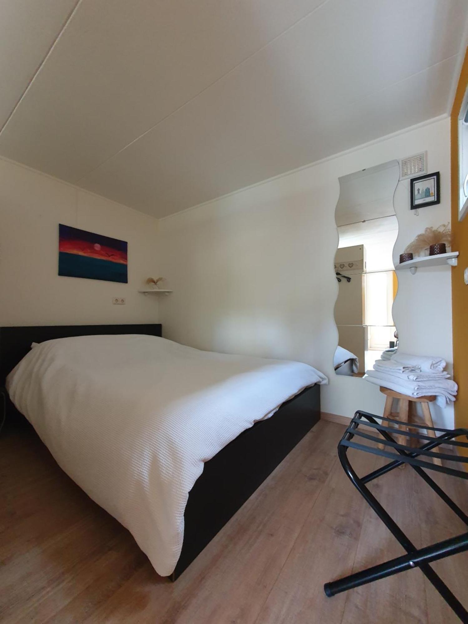 Studio Watertoren Met Tuin En Gratis Parkeren Goes Ngoại thất bức ảnh
