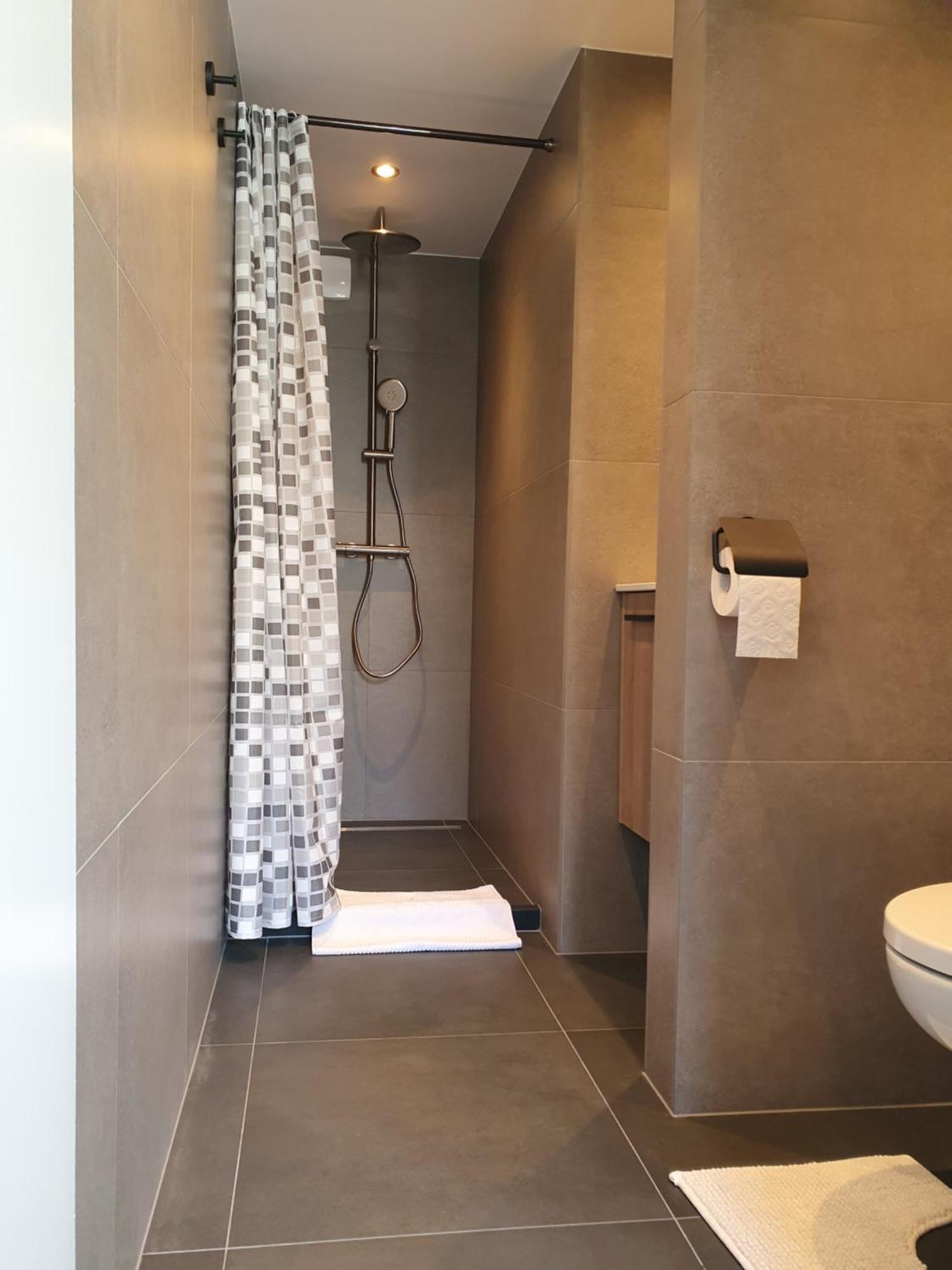 Studio Watertoren Met Tuin En Gratis Parkeren Goes Ngoại thất bức ảnh